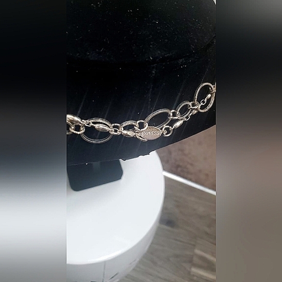 Chunky Round Link Chain Long Necklace 🌴 - Picture 3 of 4